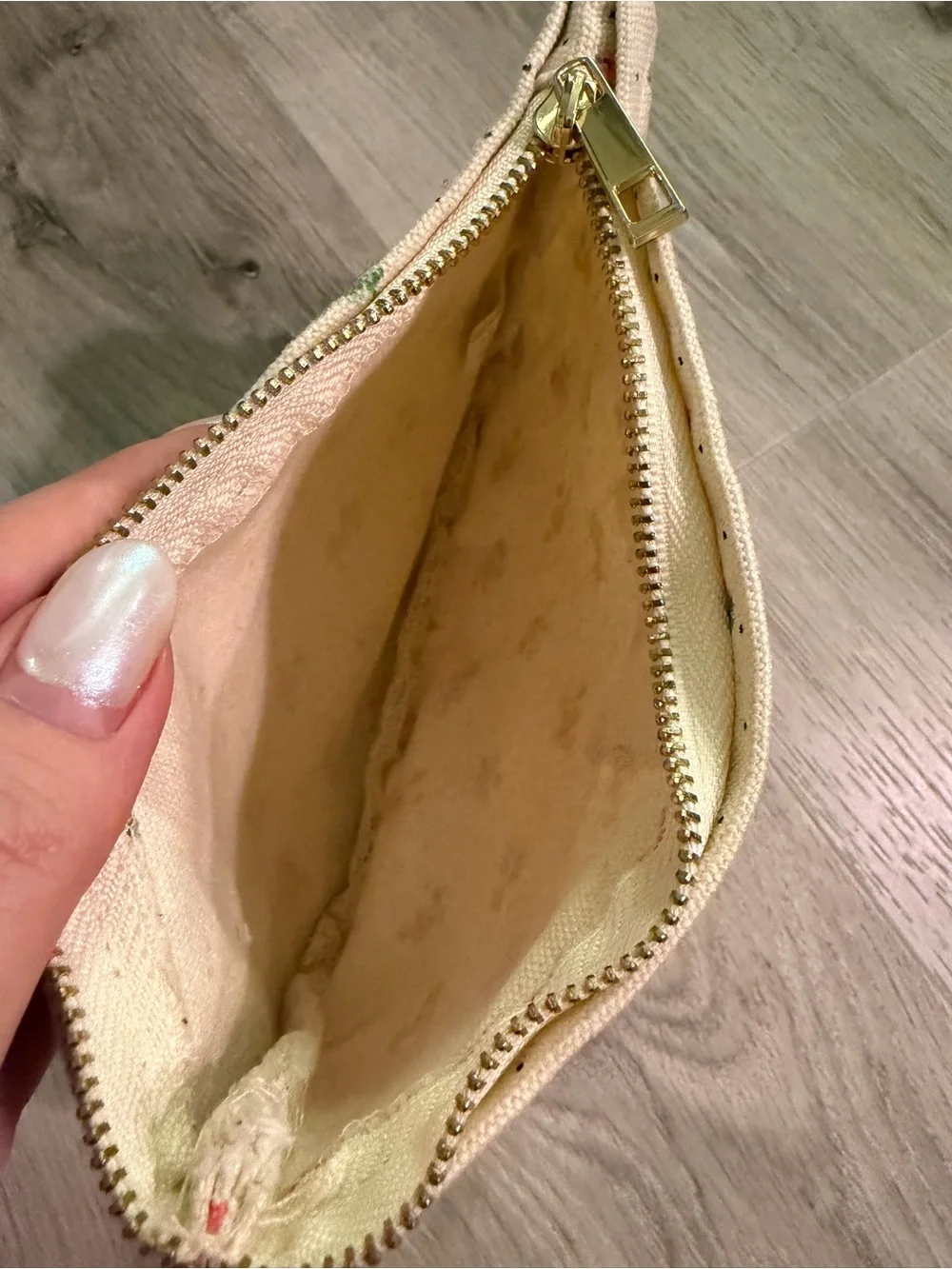 Sézane Cream Floral Ruffle Cosmetic Pouch